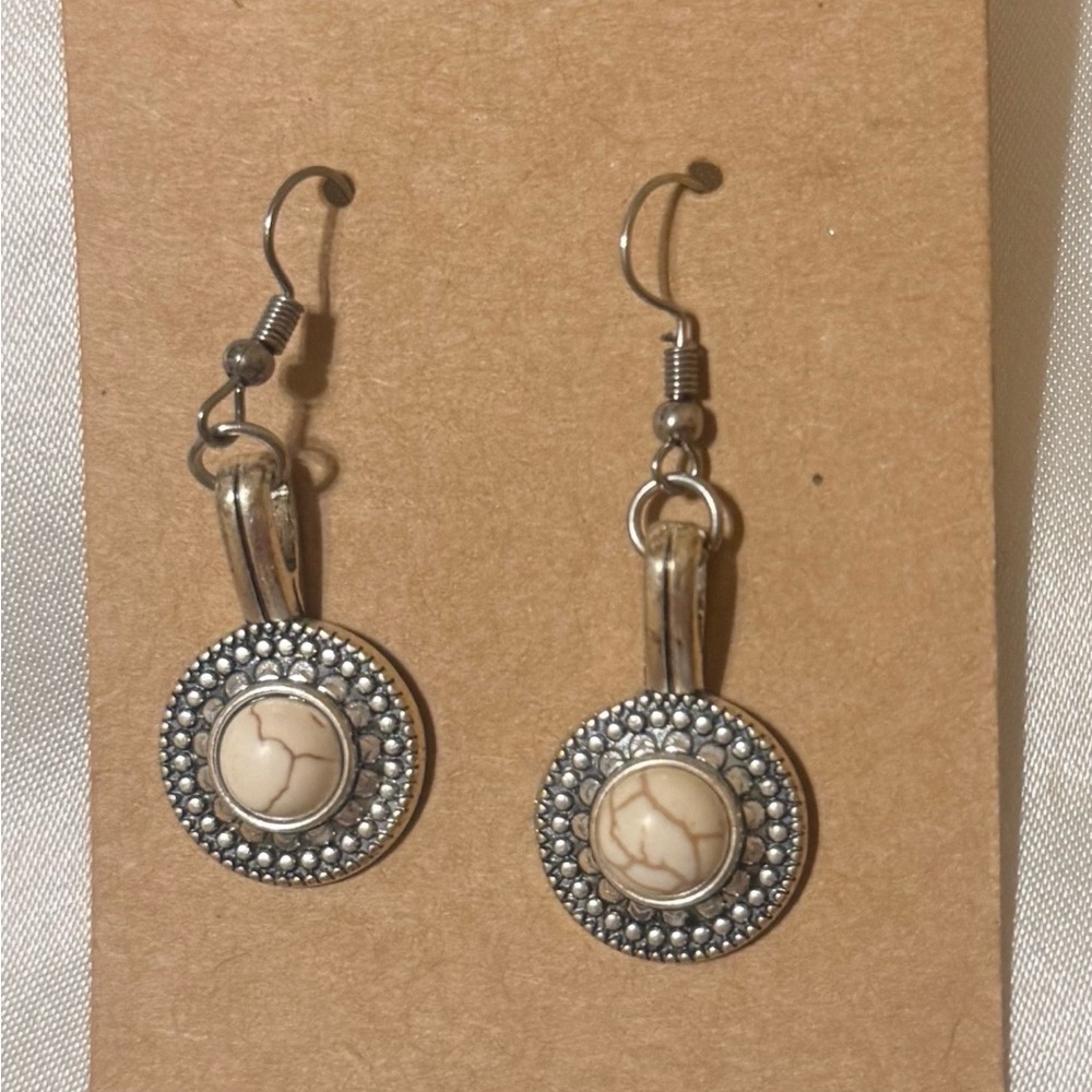 Elegant Silver and Cream Crackle Stone Dainty Dangle Earrings